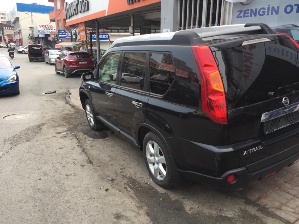 Nissan X-Trail T31-2010-2013 Sol &Ouml;n Kapı &Ccedil;ıkma Ojinal Par&ccedil;a
