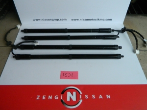 Nissan X-Trail T32 -2014-2021 Bagaj Amortis&ouml;rleri Orjinal &Ccedil;ıkma Yedek Par&ccedil;a