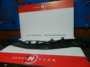 Nissan Navara 2014-2018 &Ouml;n Tampon &Uuml;st Demiri &Ccedil;ıkma Orjinal